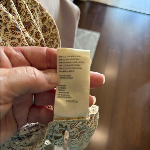 Free People Sleeveless Patterned Women's Top - Picture 3 of 4